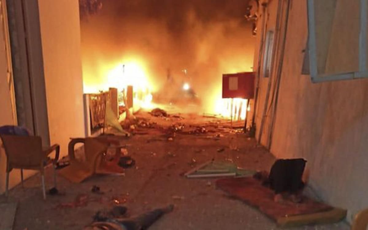 Guerra en Medio Oriente: un bombardeo en puertas de un hospital de Gaza causa cientos de muertos y heridos. EFE
