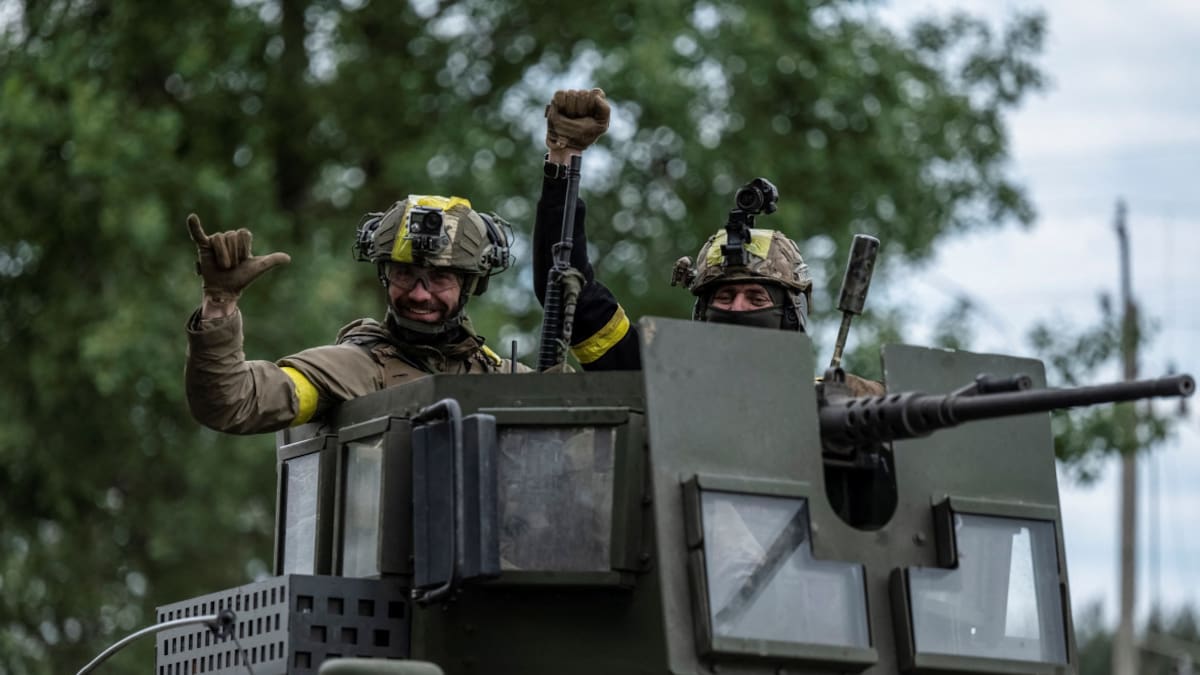 Guerra entre Rusia y Ucrania. Tanquistas ucranianos. Foto: NA.