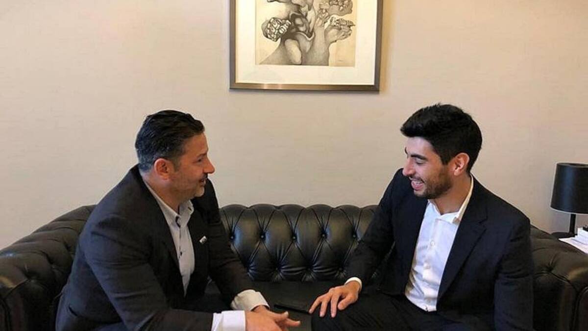 Gustavo Menéndez y Facundo Moyano - Reunión