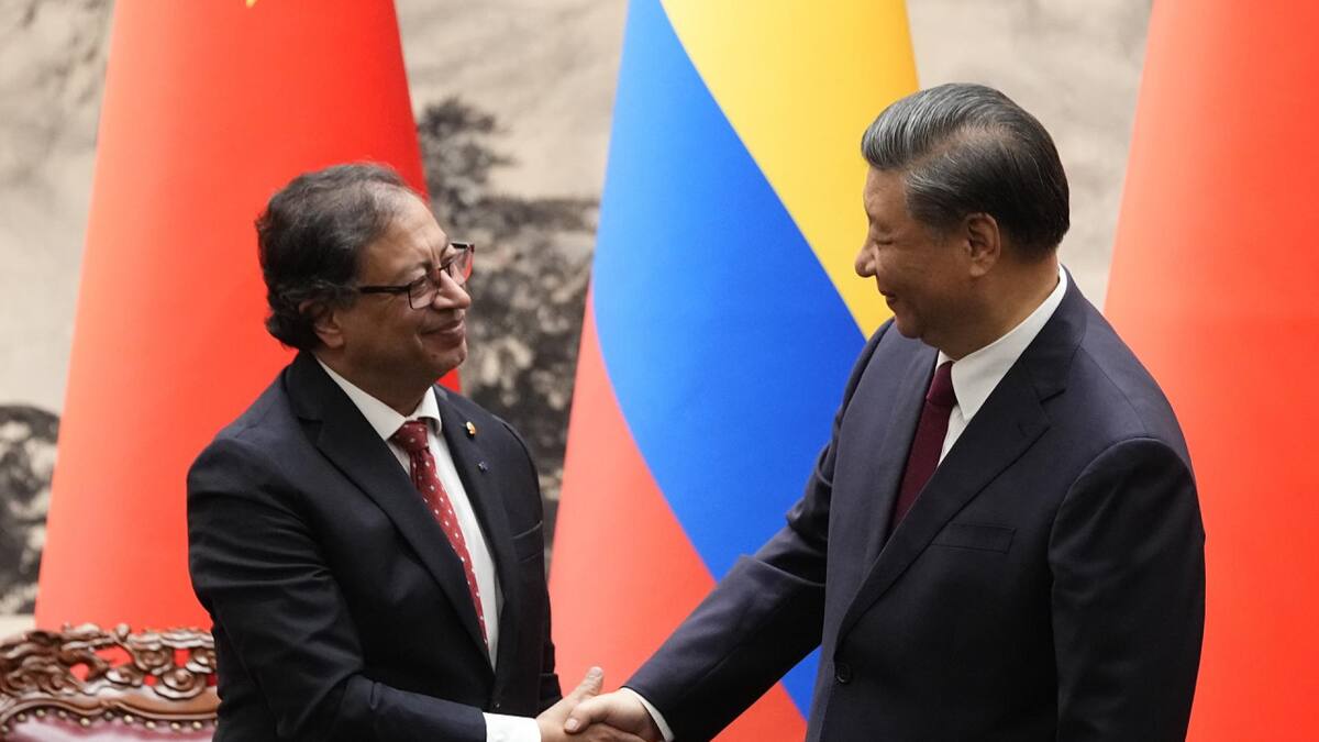 Gustavo Petro y Xi Jinping. Foto: EFE.
