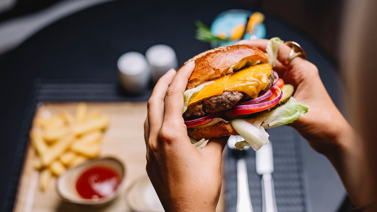 Día de la Hamburguesa: las ofertas y promos de McDonald’s, Burger King y Mostaza hoy jueves 28 de mayo
