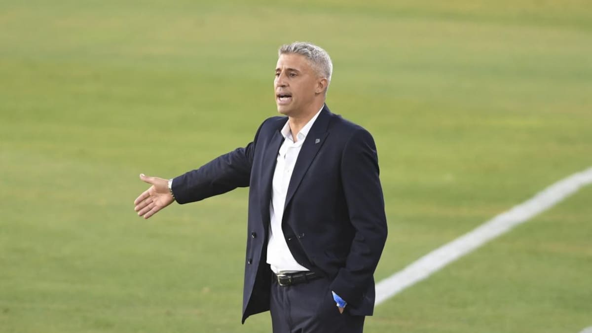 Hernán Crespo, técnico de San Pablo, NA