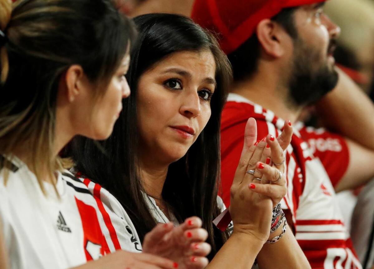 Hinchas - Al Ain vs River - Mundial de Clubes Reuters