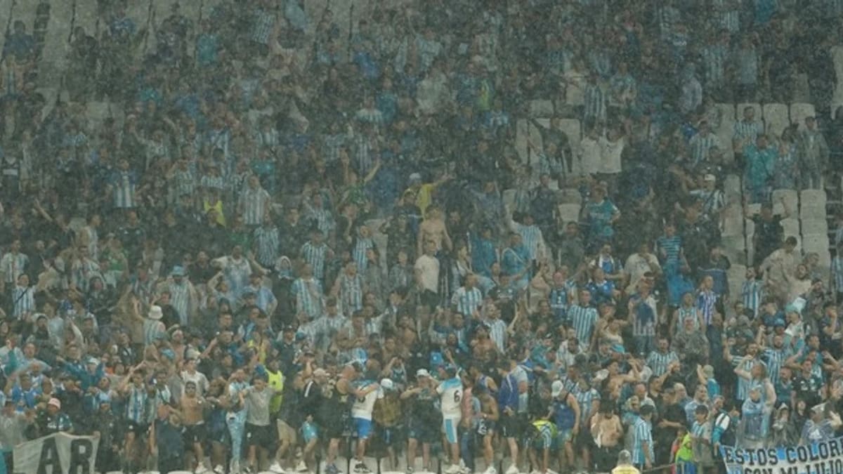 Hinchas de Racing en Brasil. Foto: NA