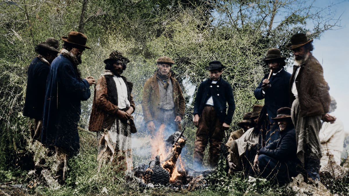 El día que un grupo de escoceses hizo historia sin saberlo: así nació la primera foto de un asado en una estancia bonaerense