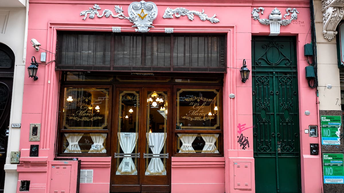 El café masónico con más de 200 años que visitaba Manuel Belgrano y otros próceres de la Revolución de Mayo