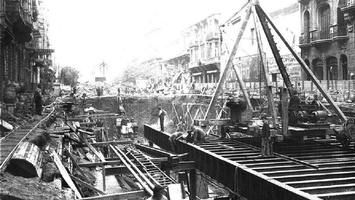 Así fue la construcción de la Línea A de subte, una obra que revolucionó la ingeniería de la época y marcó un hito en Latinoamérica