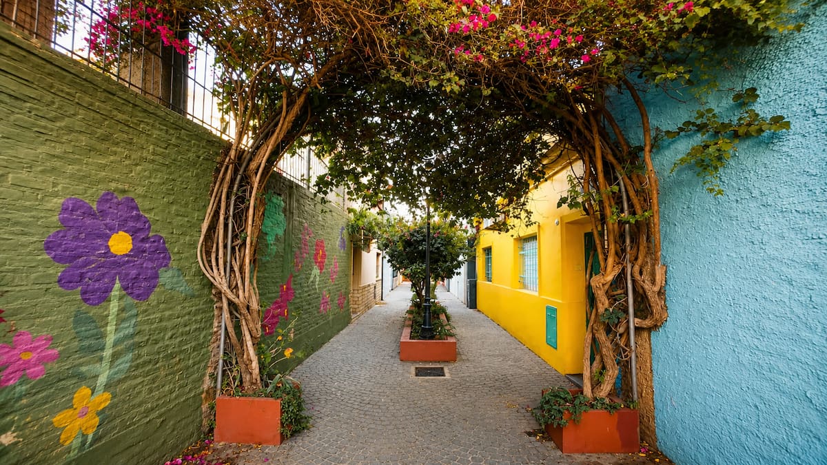 El barrio escondido de Buenos Aires que nació de una devoción, aparece en Borges y hoy vive un boom inesperado