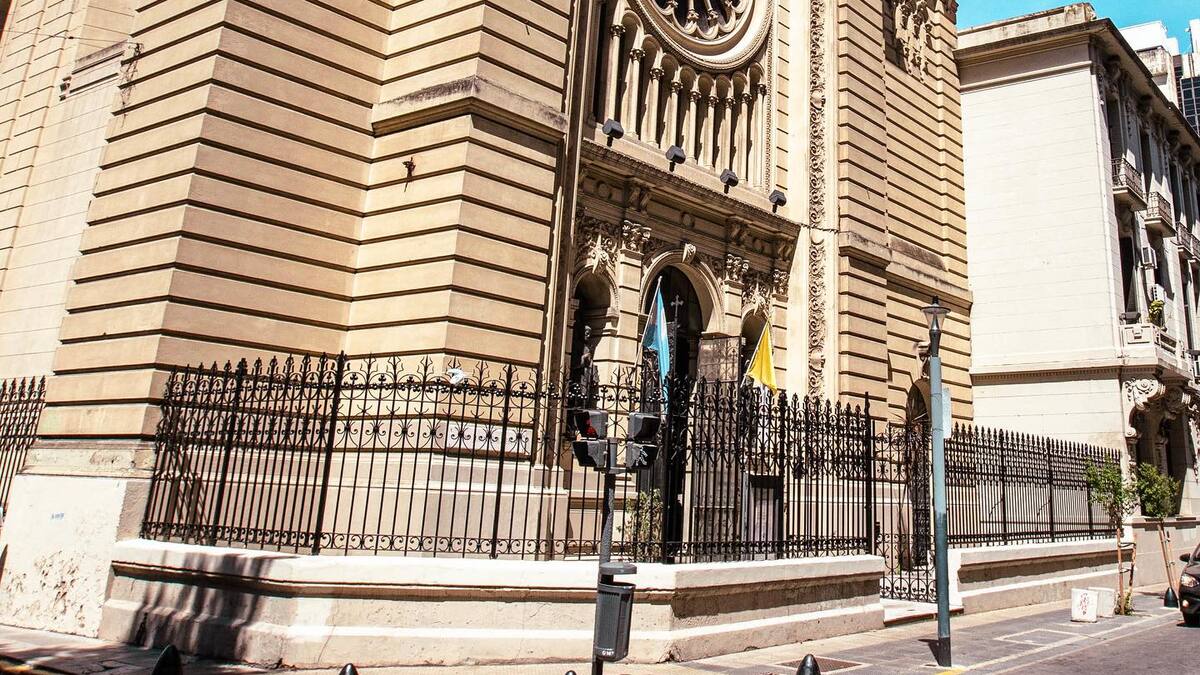En pleno centro, fue uno de los primeros templos del Buenos Aires virreinal