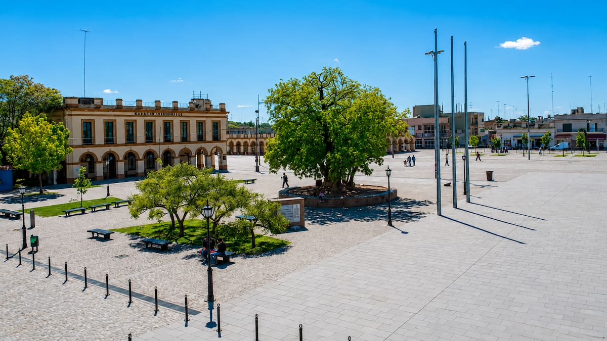Escapadas con historia: 5 rincones bonaerenses para seguir la huella del 25 de Mayo sin pisar el Cabildo