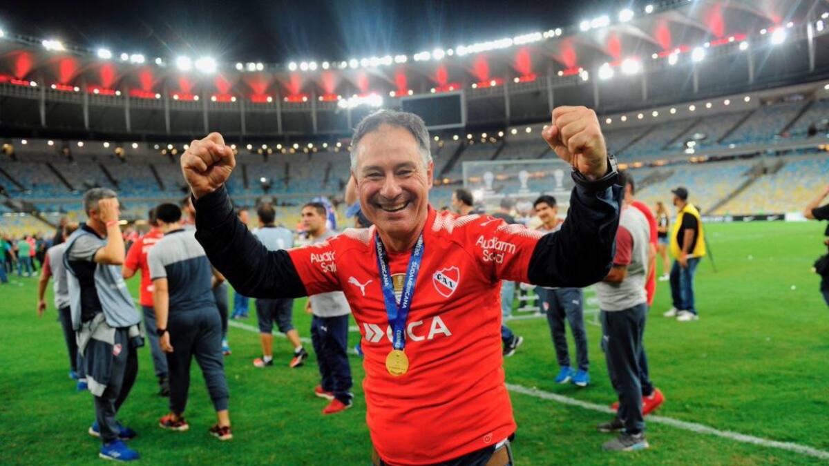 Holan - Independiente