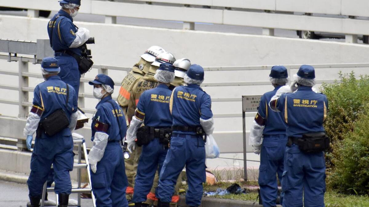 Un hombre se prendió fuego en Japón en protesta contra el funeral del exprimer ministro