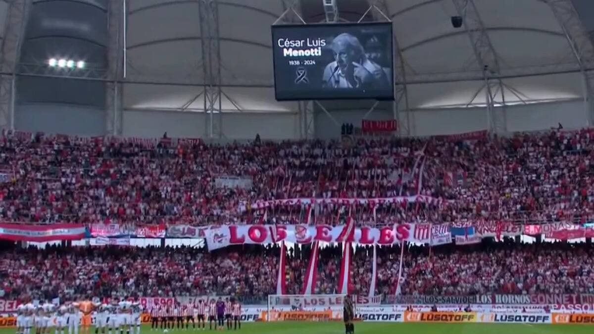 Homenaje a César Luís Menotti. Foto: NA