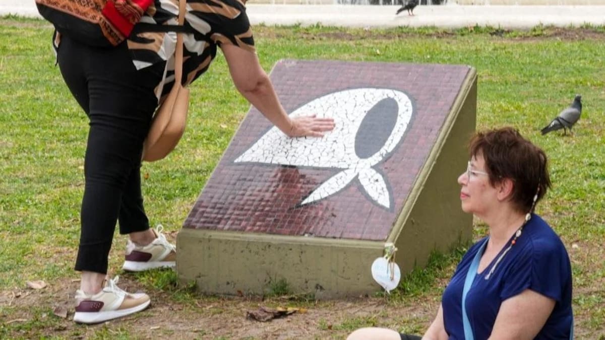 Homenaje en Plaza de Mayo. Foto: NA.