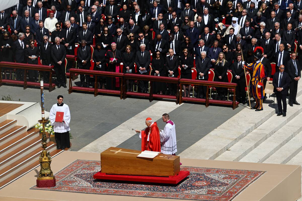 Homilía del cardenal Giovanni Battista Re en el funeral del Papa Francisco. Foto: REUTERS.