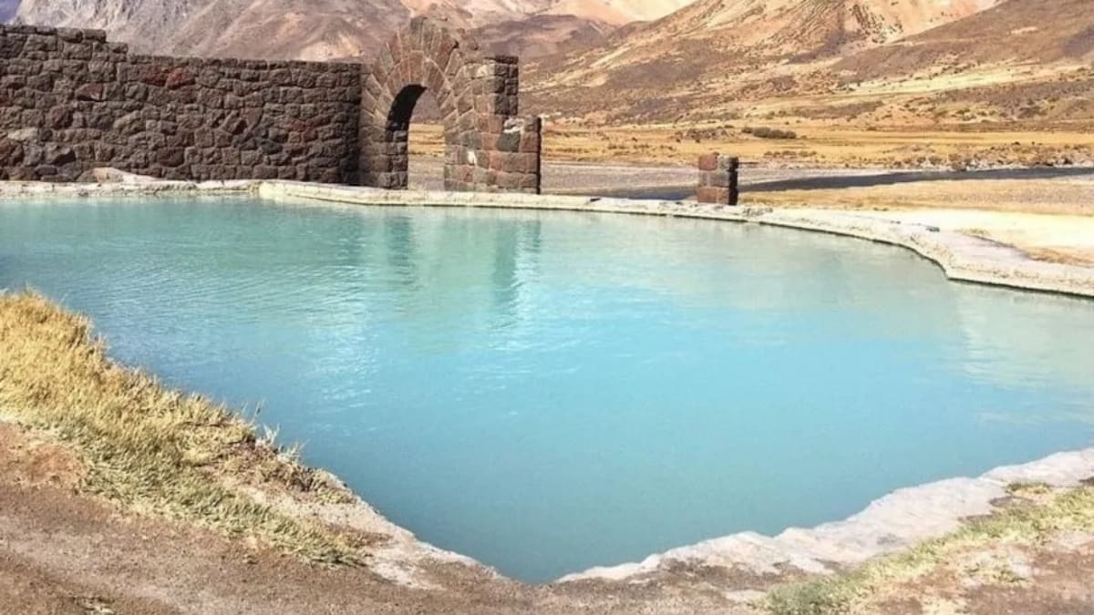 Un paraíso en riesgo: el hotel abandonado de la Cordillera de los Andes que debió ser limpiado