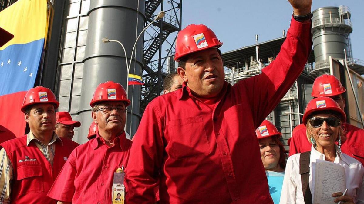 Hugo Chávez, PDVSA, petróleo