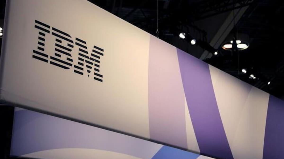 Histórica caída de las acciones de IBM en Wall Street: registraron su peor jornada en casi 40 años