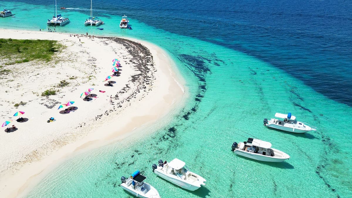 Icacos: la playa escondida y virgen de Puerto Rico que fue elegida entre las 8 mejores del mundo
