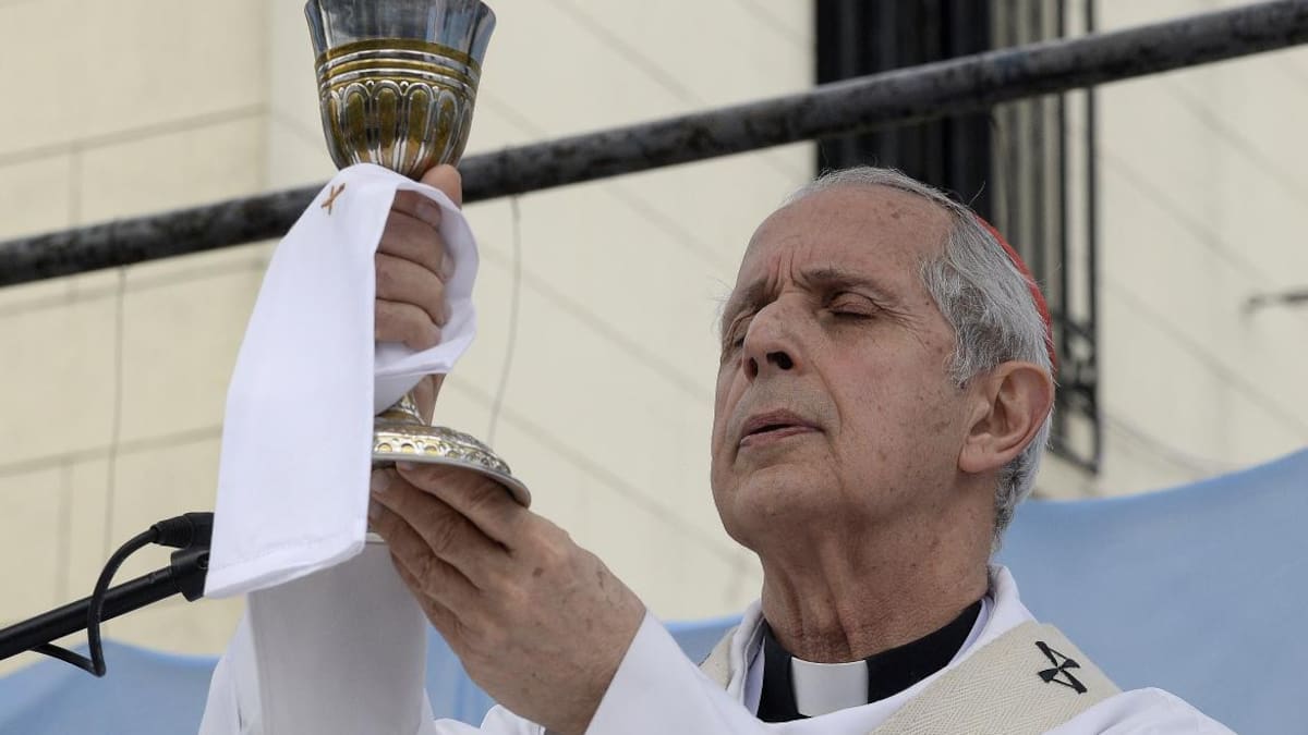 Iglesia, Mario Poli en San Cayetano, NA