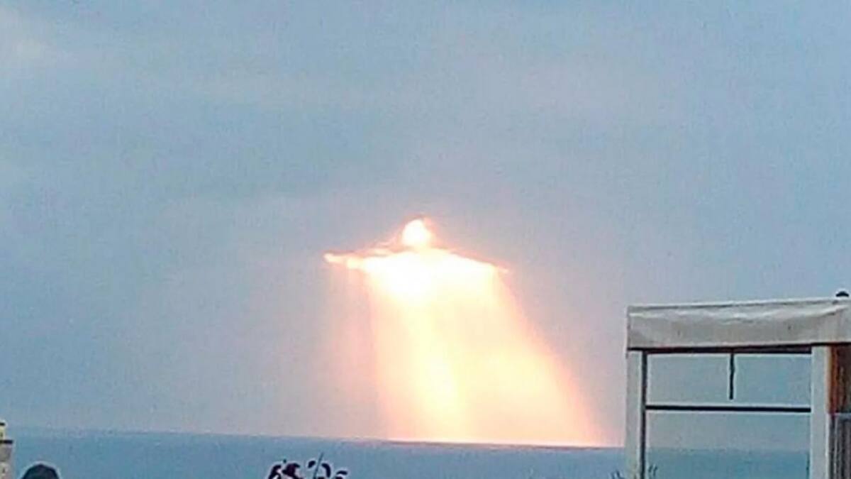 Imagen de Cristo en el cielo de Italia