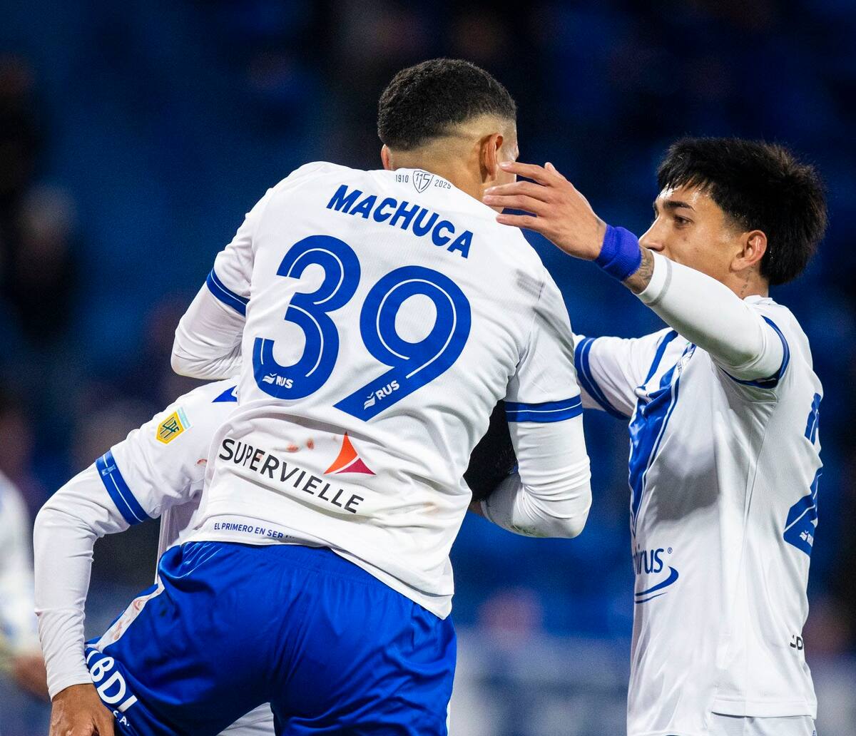 Imanol Machuca en Vélez.