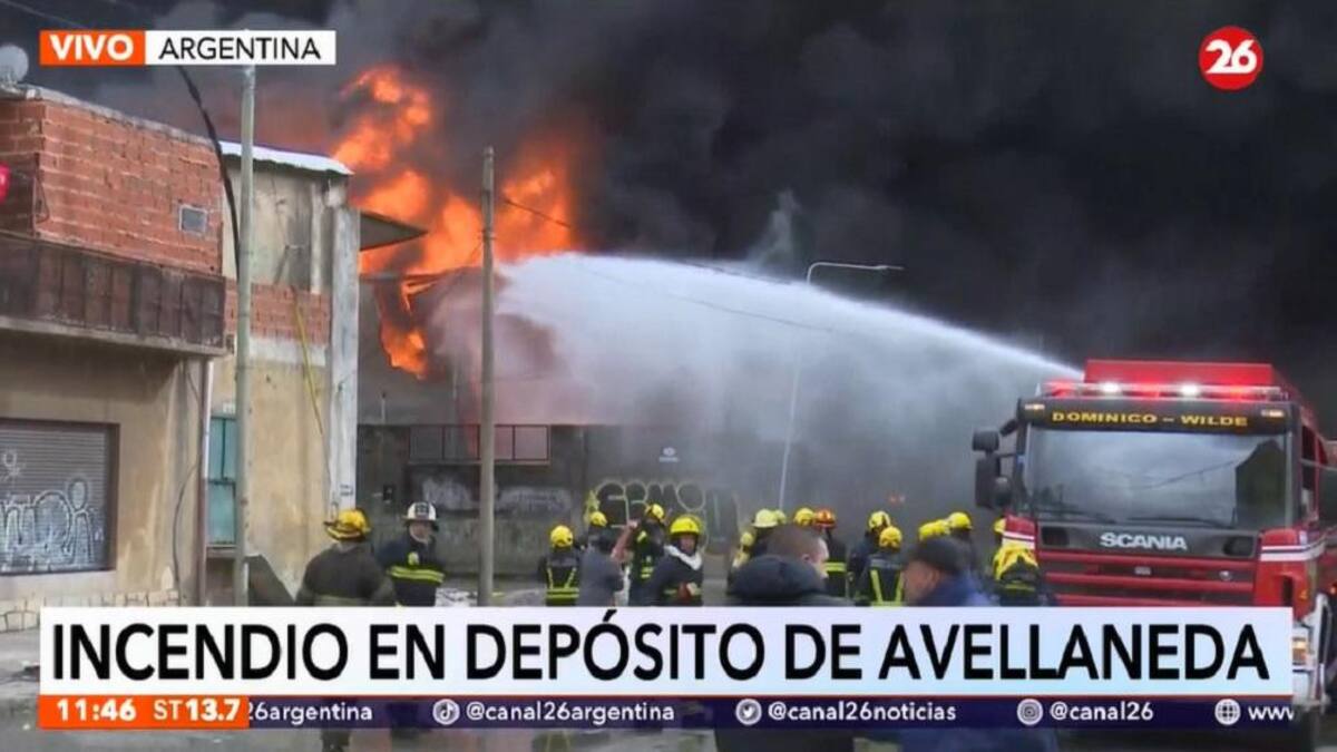 Incendio en fábrica en Avellaneda, Canal 26
