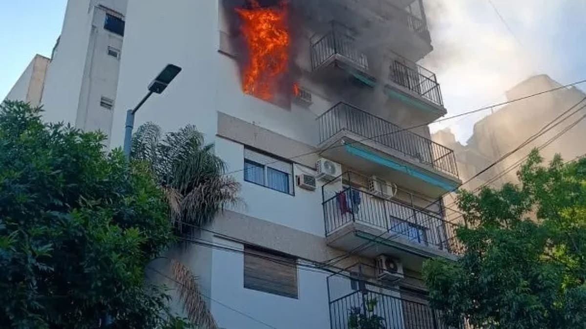 Incendio en Flores. Fuente: NA