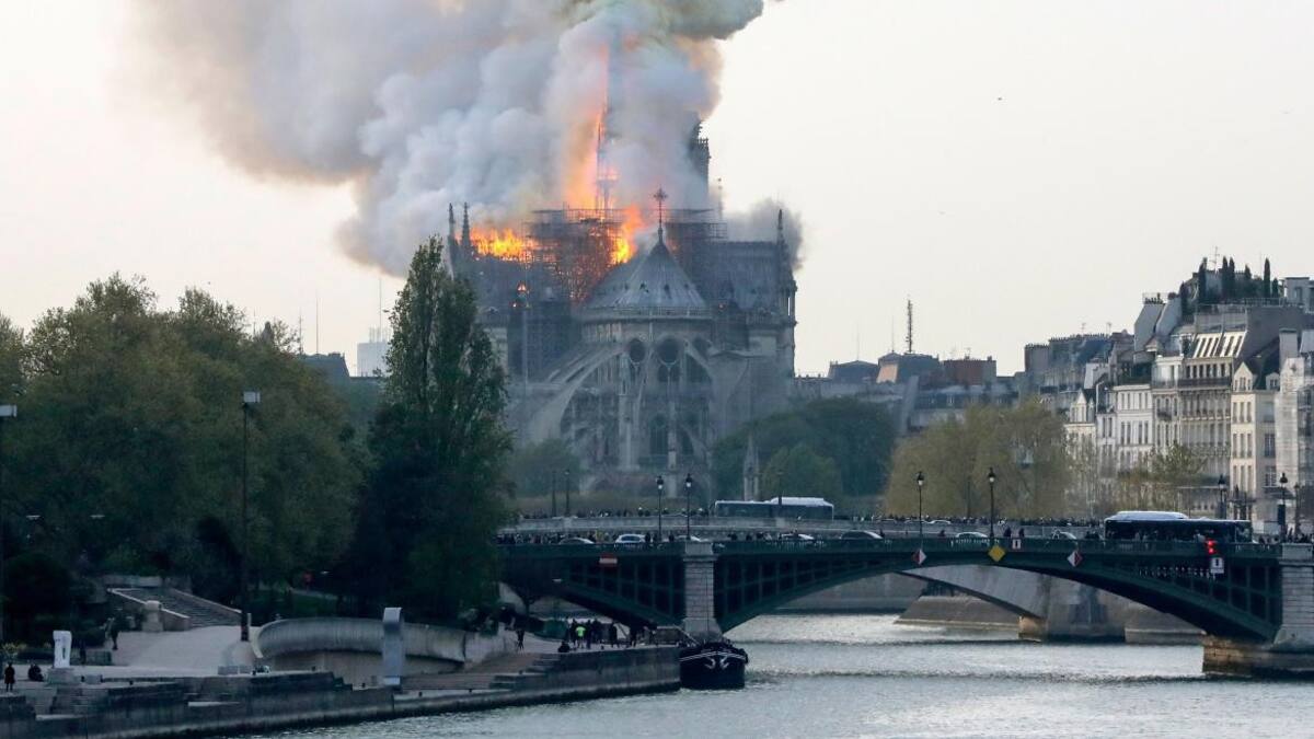 Incendio en la Catedral de Notre Dame, 15 de abril de 2019, NA