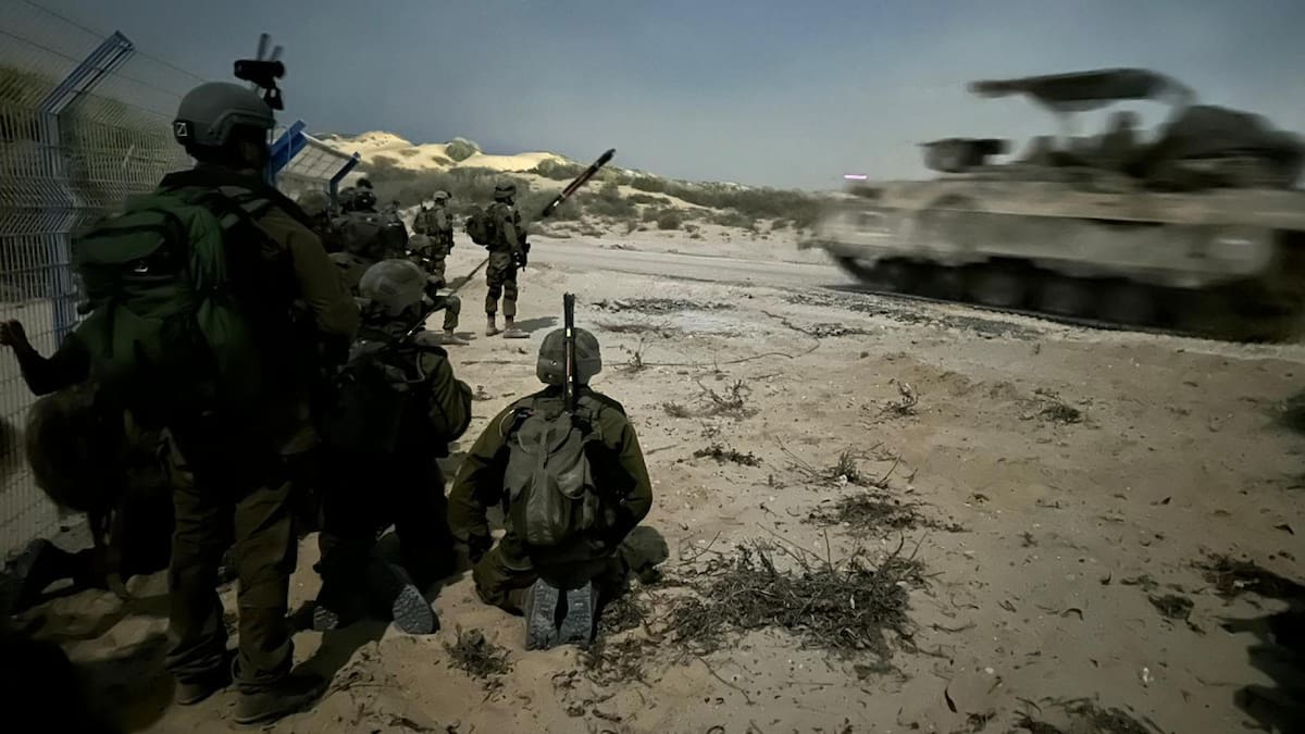 Incursión terrestre de soldados israelíes en Gaza. Foto: EFE