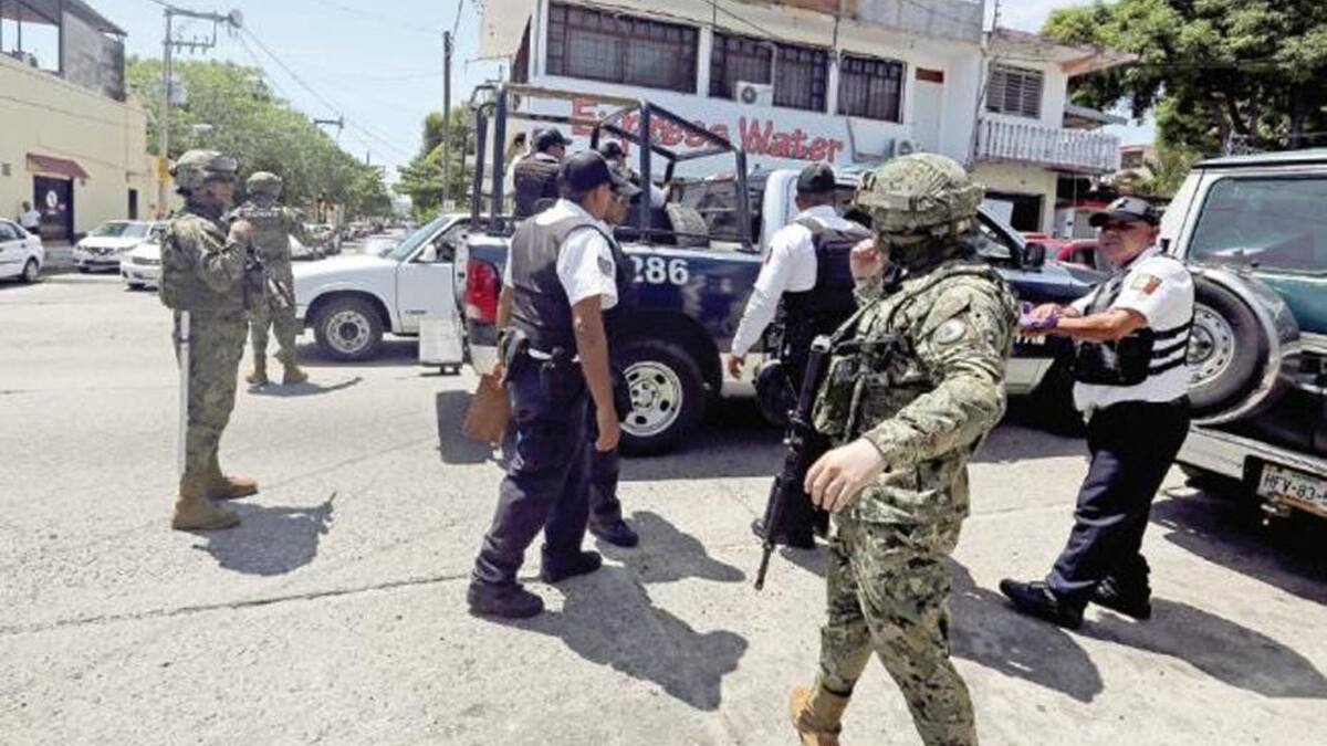 Inseguridad y violencia en Acapulco - México - Policías