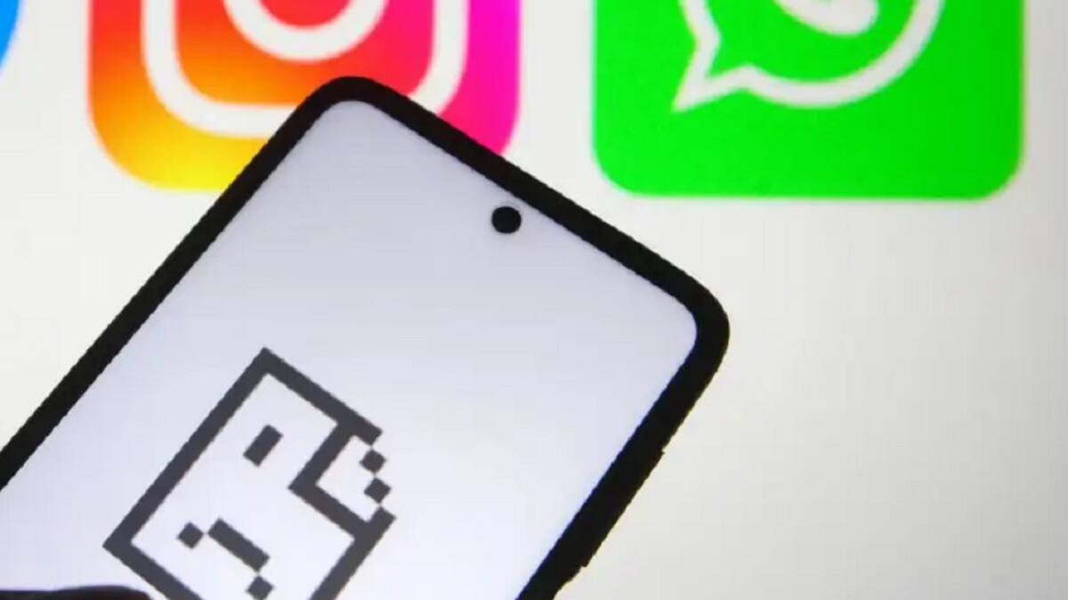 Instagram y WhatsApp, redes sociales. Foto: Reuters