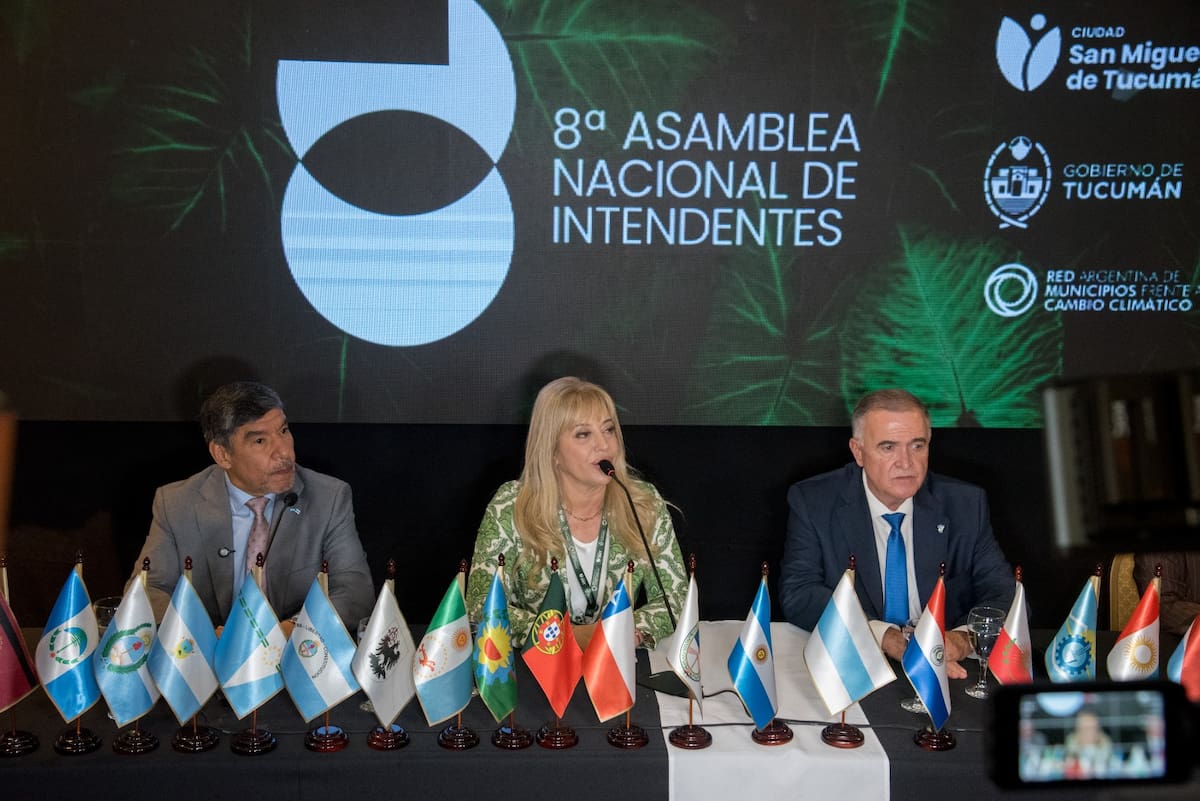 Intendentes de todo el país reafirmaron su compromiso para enfrentar al cambio climático en San Miguel de Tucumán