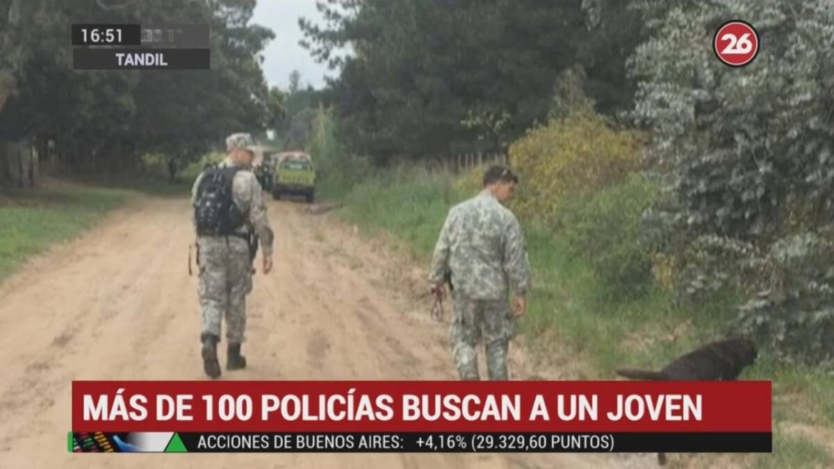Intensa búsqueda de un joven en Tandil: su auto apareció incendiado