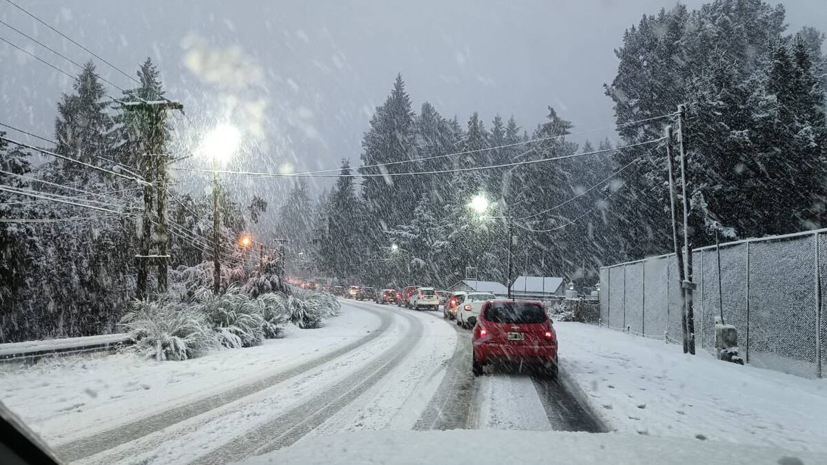 Intensas nevadas en Bariloche. Foto: X.