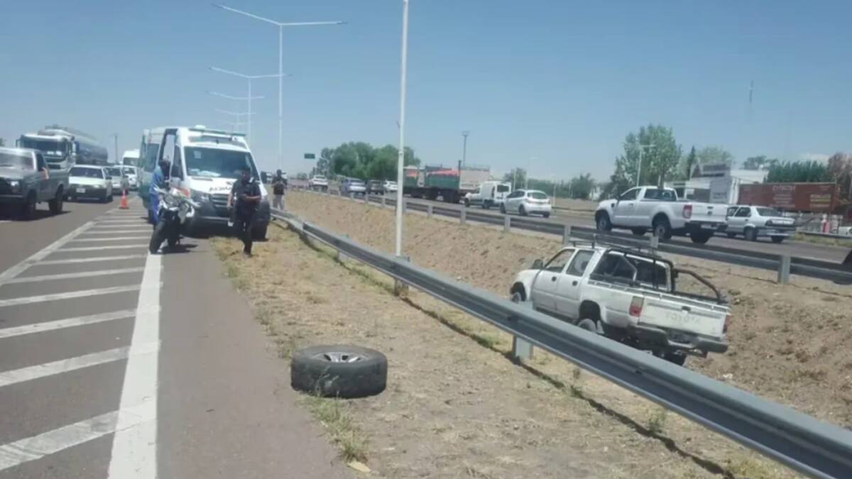 Intento de robo y vuelco en Mendoza. Foto: gentileza sitioandino.
