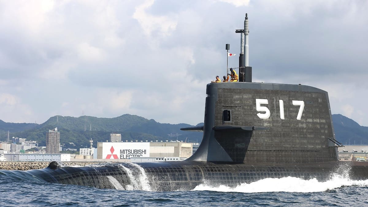 Japón refuerza su poder bajo el mar: el “mega submarino” que suma sigilo, velocidad y baterías de litio