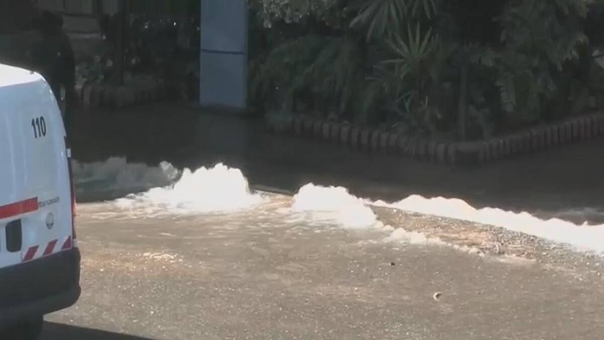 Inundación en Palermo por rotura de caño maestro