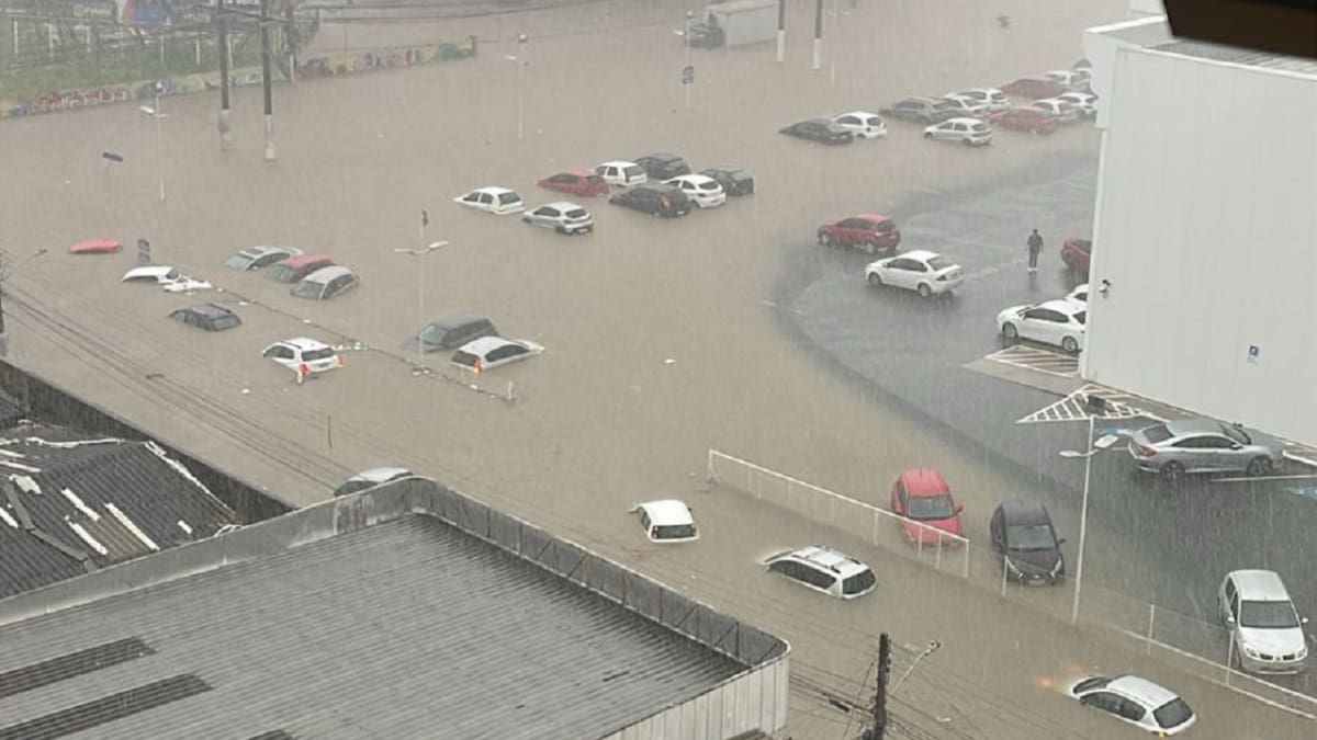 Inundaciones en Florianópolis. Foto: X @SilvanaPradella