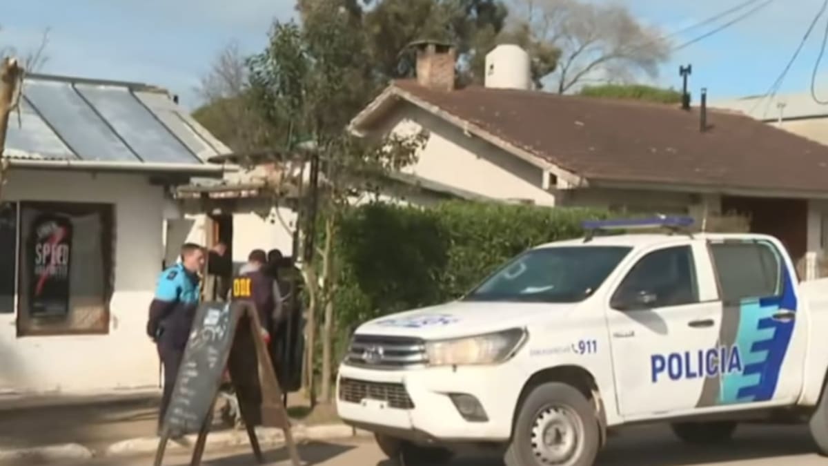 Por qué investigan a una mujer tras la muerte de su hija de 2 años en Villa Gesell