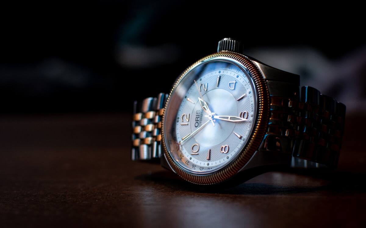 Investigan contrabando de relojes. Foto: Unsplash.