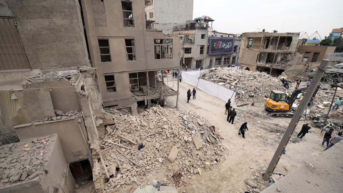 Daños residenciales en Irán por el conflicto en Medio Oriente.