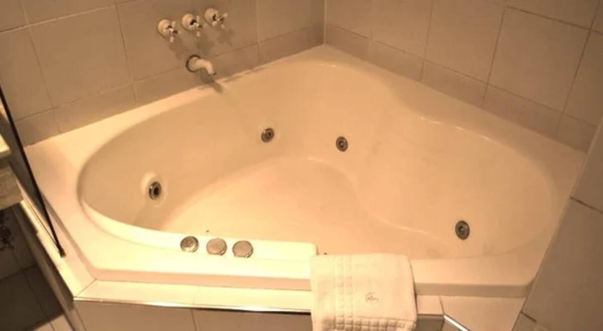 Jacuzzi