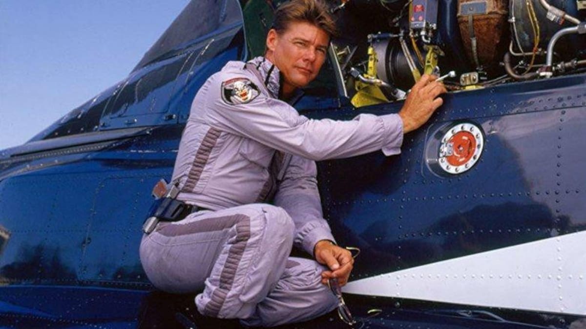 Jan-Michael Vincent - protagonista de "Lobo en el Aire"