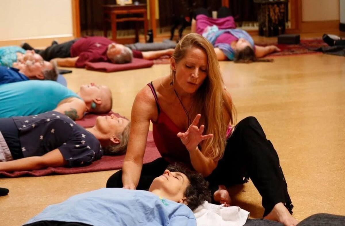 Jane Sibbett, actriz de Friends. Foto: Instagram / janesibbett.