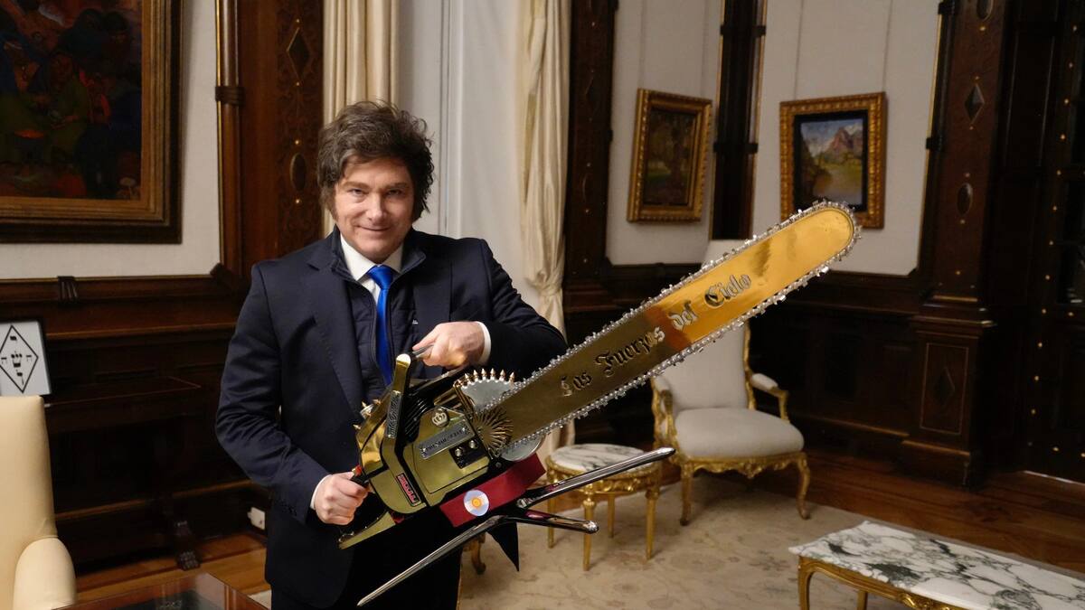 Retiros voluntarios: el Gobierno profundiza el “Plan Motosierra” para reducir la planta del Estado