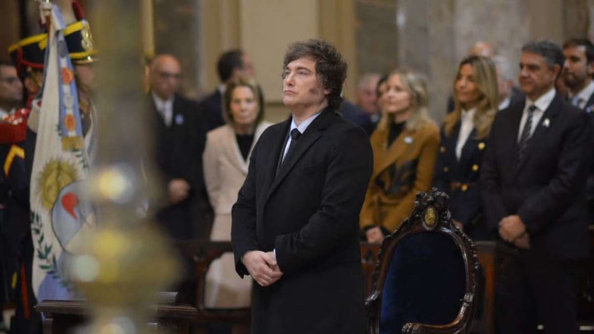 Tras la cadena nacional, Javier Milei volvió a Buenos Aires y encabezará el Tedeum del 9 de julio por el Día de la Independencia