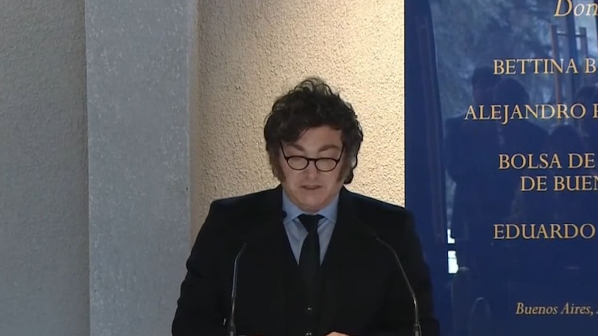 Milei inauguró el Museo de Granaderos y le exigió a la oposición unirse por Malvinas: “Con esto no puede haber grieta”