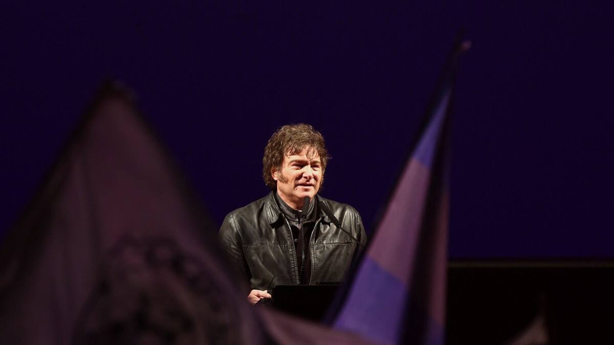 Javier Milei en Parque Lezama. Foto: Reuters