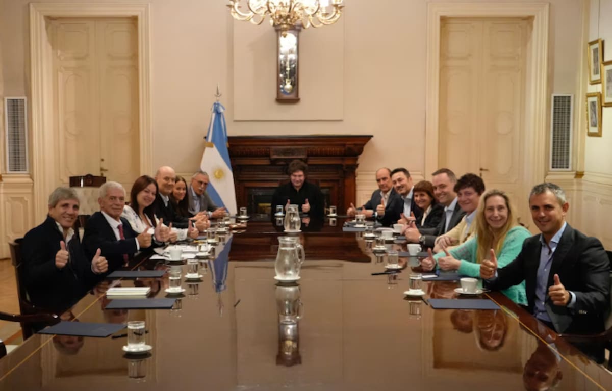 Javier Milei encabezó una reunión de Gabinete en Casa Rosada
